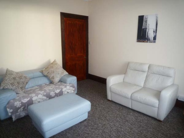  Image of 1 bedroom Flat to rent in Sunnybank Place Aberdeen AB24 at City Centre Aberdeen Aberdeen, AB24 3LA