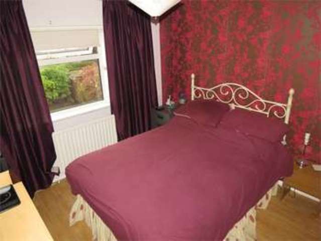  Image of 5 bedroom Terraced house for sale in Sussex Avenue Hailsham BN27 at Hailsham, BN27 3EA