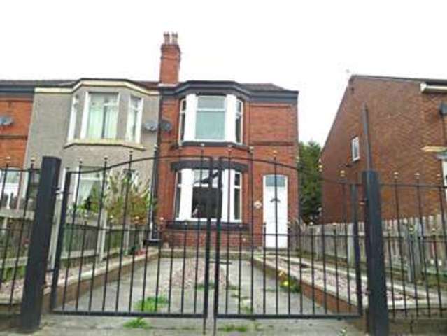  Image of 3 bedroom Terraced house for sale in Swan Road Newton-Le-Willows WA12 at Swan Road  Newton Le Willows, WA12 9EZ