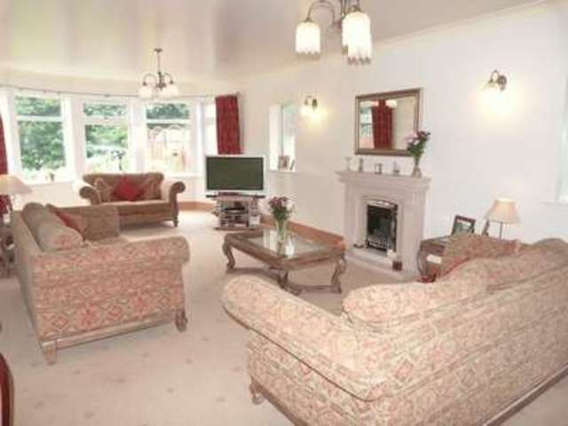  Image of 6 bedroom Detached house for sale in Sycamore View Brighouse HD6 at Sycamore View  Brighouse, HD6 2DT