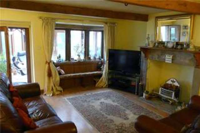  Image of 4 bedroom Detached house for sale in Upper Shay Allerton Bradford BD15 at Upper Shay Allerton Sandy Lane, BD15 8AD