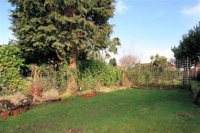  Image of 3 bedroom Detached house for sale in Sydney Avenue Hamble Southampton SO31 at Hamble-le-Rice, SO31 4JQ