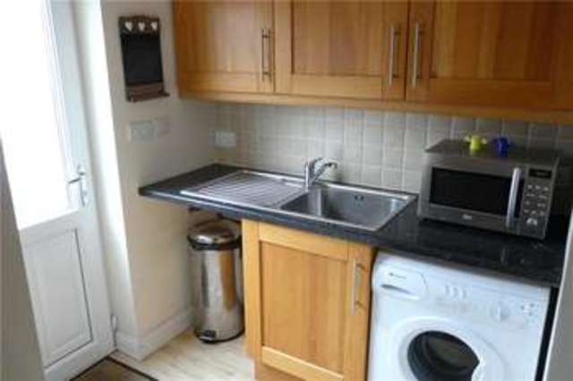  Image of 4 bedroom Semi-Detached house for sale in Syringa Avenue Allerton Bradford BD15 at Sandy Lane Bradford Allerton, BD15 9LB