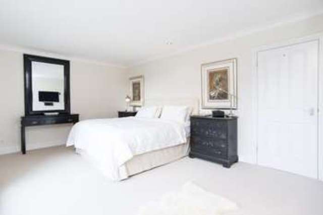  Image of 2 bedroom Flat for sale in Burrells Wharf Square London E14 at Burrells Wharf Square  London, E14 3TG