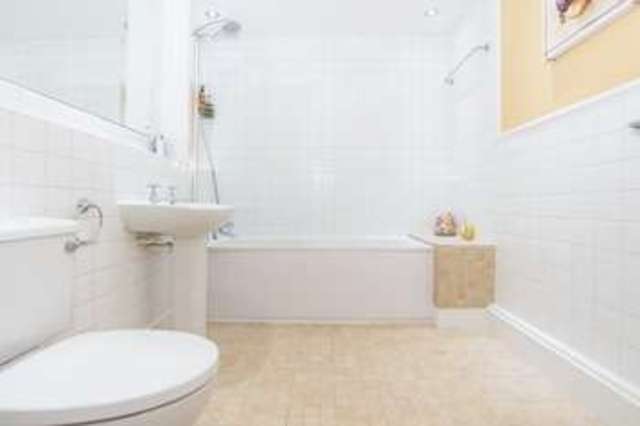  Image of 2 bedroom Flat for sale in Burrells Wharf Square London E14 at Burrells Wharf Square  London, E14 3TG