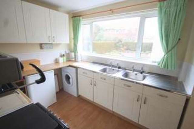  Image of 3 bedroom Detached house for sale in Talbot Road Stratford-upon-Avon CV37 at Talbot Road  Warks, CV37 6SU