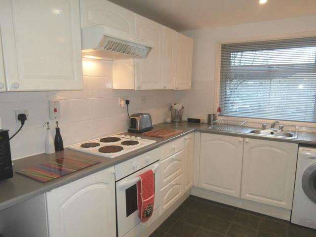  Image of 3 bedroom Flat to rent in Tarbolton Road Cumbernauld Glasgow G67 at Cumbernauld North Lanarkshire North Lanarkshire, G67 2AH