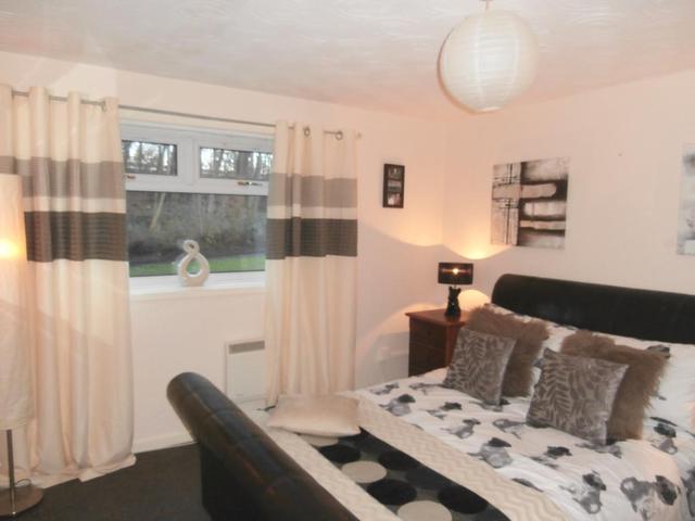  Image of 3 bedroom Flat to rent in Tarbolton Road Cumbernauld Glasgow G67 at Cumbernauld North Lanarkshire North Lanarkshire, G67 2AH