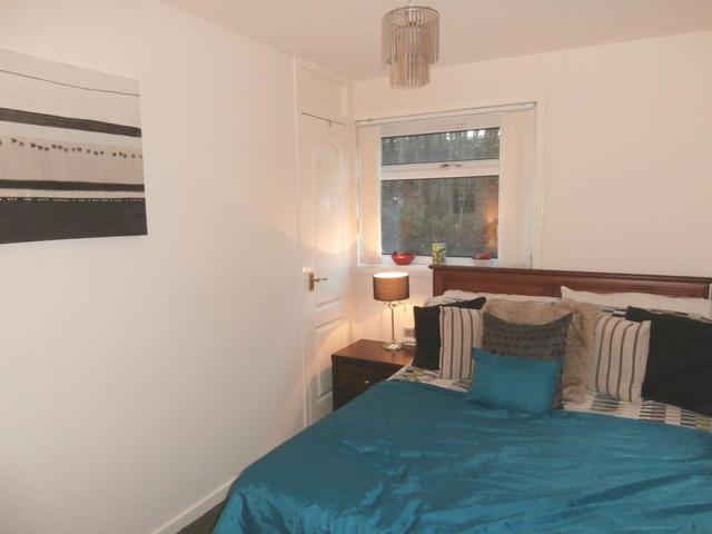  Image of 3 bedroom Flat to rent in Tarbolton Road Cumbernauld Glasgow G67 at Cumbernauld North Lanarkshire North Lanarkshire, G67 2AH