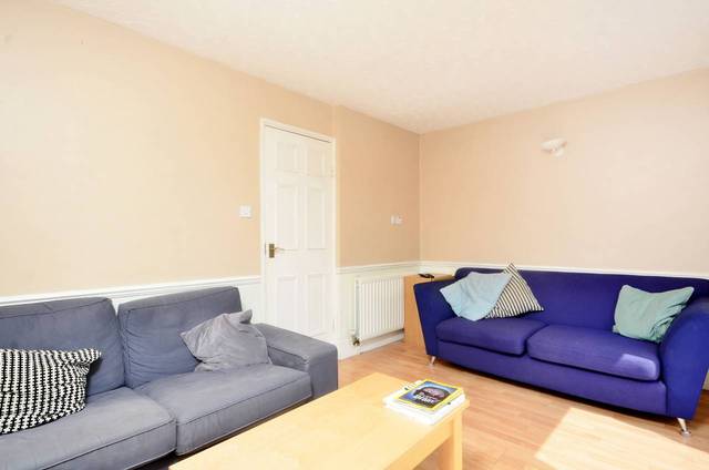  Image of 3 bedroom Detached house for sale in Tavistock Close London N16 at Tavistock Close  Hackney, N16 8UZ