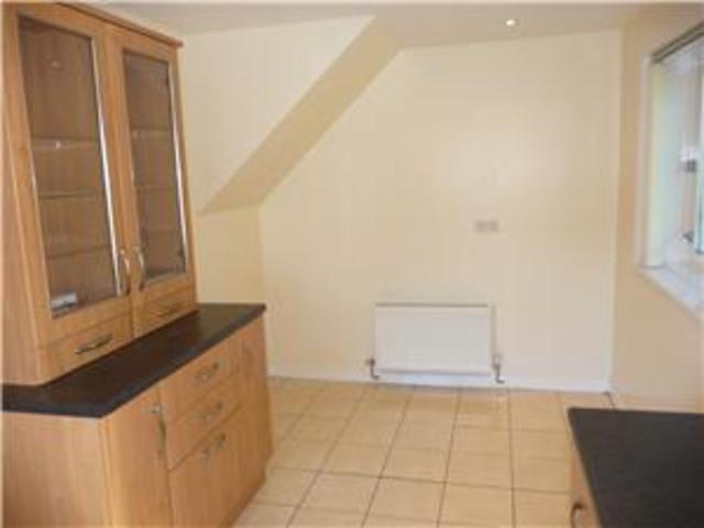  Image of 3 bedroom Flat to rent in Tay Place Johnstone PA5 at Johnstone Renfrewshire Renfrewshire, PA5 0PA