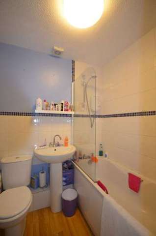  Image of 1 bedroom Flat for sale in Taylor Close Dawlish EX7 at Taylor Close  Dawlish, EX7 9SS