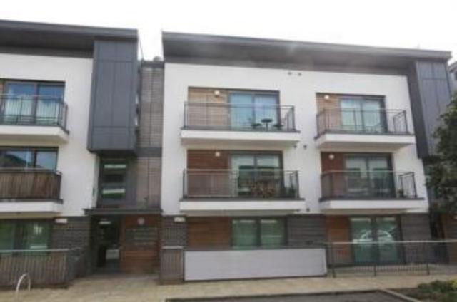  Image of 1 bedroom Flat to rent in Ted Bates Road Southampton SO14 at Ted Bates Road  Southampton, SO14 5FH