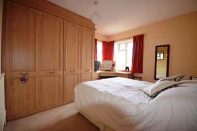  Image of 4 bedroom Detached house for sale in Teignmouth Road Dawlish EX7 at Teignmouth Road  Holcombe, EX7 0LA