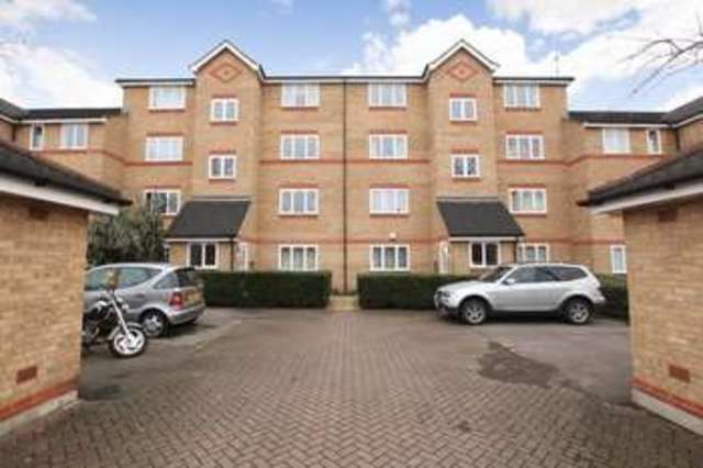  Image of 1 bedroom Flat for sale in Telegraph Place London E14 at Docklands, E14 9XD