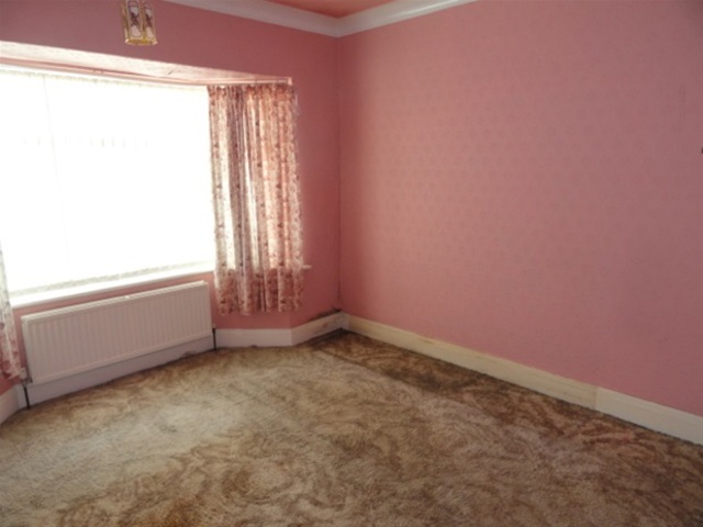  Image of 2 bedroom Detached house for sale in Temple Rhydding Drive Baildon Shipley BD17 at Baildon, BD17 5PX