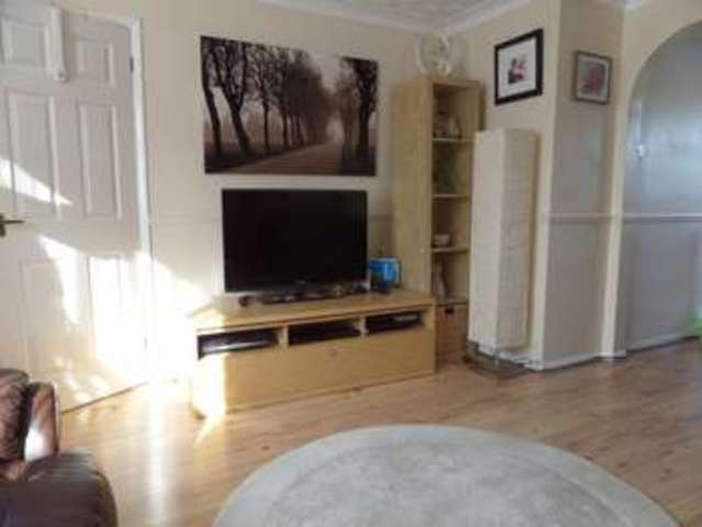  Image of 3 bedroom Semi-Detached house for sale in Tennyson Drive Newport Pagnell MK16 at Newport Pagnell, MK16 8PH