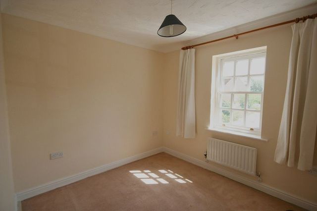  Image of 2 bedroom Terraced house to rent in Tennyson Place Ely CB6 at Tennyson Place  Ely, CB6 3WE