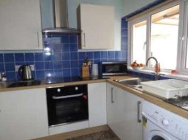  Image of 2 bedroom Bungalow for sale in Tennyson Road Wellingborough NN8 at Wellingborough Northamptonshire Wilby, NN8 3NQ
