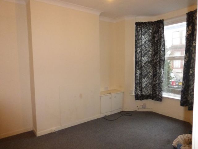  Image of 3 bedroom Property to rent in Tennyson Street Bootle L20 at Tennyson Street  Bootle, L20 4LE