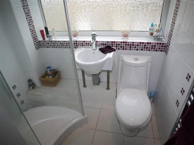  Image of 3 bedroom Terraced house for sale in Tennyson Street Pudsey LS28 at Pudsey  Pudsey, LS28 9HA
