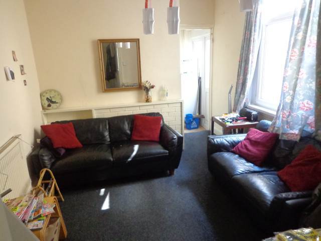  Image of 5 bedroom Detached house to rent in Tewkesbury Place Cardiff CF24 at Cathays Cardiff Roath, CF24 4QU
