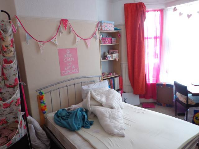 Image of 5 bedroom Detached house to rent in Tewkesbury Place Cardiff CF24 at Cathays Cardiff Roath, CF24 4QU