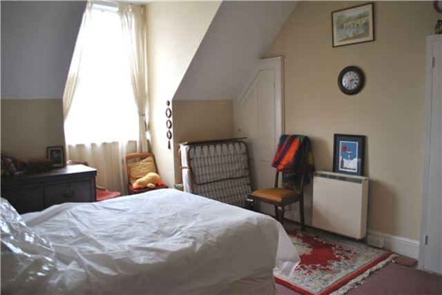  Image of 2 bedroom Flat for sale in Wickham Avenue Bexhill-on-Sea TN39 at East Sussex, TN39 3ER