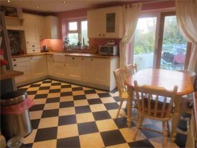  Image of 3 bedroom Semi-Detached house for sale in Thames Drive Leigh-on-Sea SS9 at Thames Drive Leigh on sea Leigh-on-Sea, SS9 2XQ