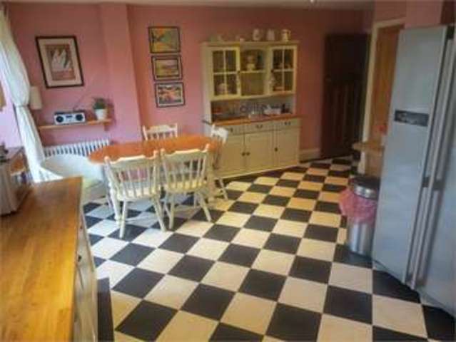  Image of 3 bedroom Semi-Detached house for sale in Thames Drive Leigh-on-Sea SS9 at Thames Drive Leigh on sea Leigh-on-Sea, SS9 2XQ