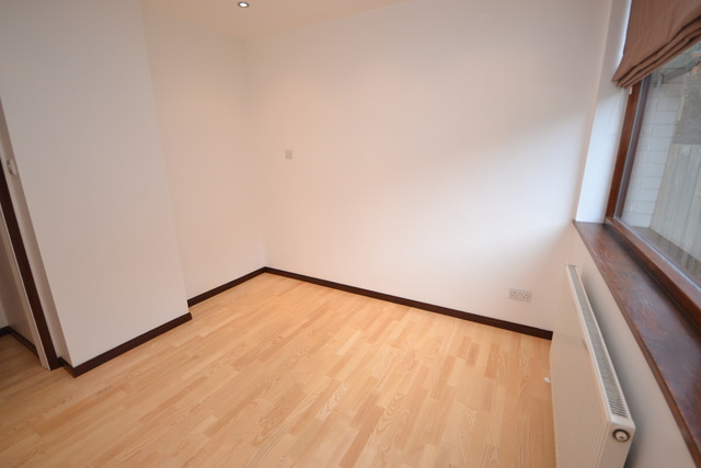  Image of 4 bedroom Property to rent in The Avenue London N3 at Finchley  Finchley, N3 2LB