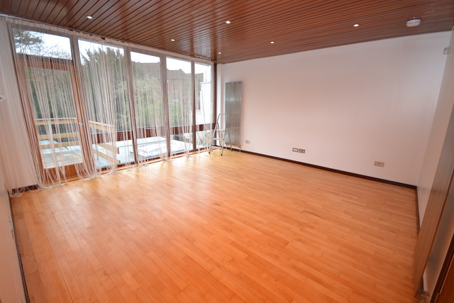  Image of 4 bedroom Property to rent in The Avenue London N3 at Finchley  Finchley, N3 2LB