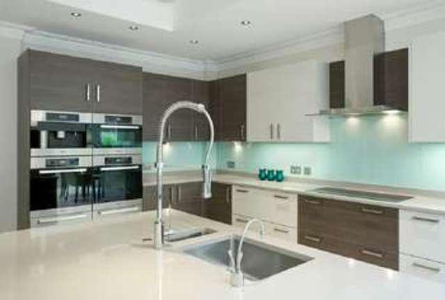  Image of 5 bedroom Detached house for sale in The Climb Rickmansworth WD3 at Rickmansworth, WD3 4DX