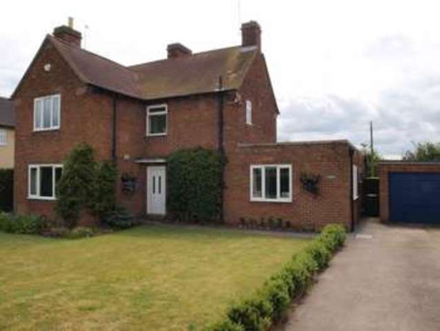  Image of 4 bedroom Detached house for sale in The Close Averham Newark NG23 at The Close Averham Newark, NG23 5RP