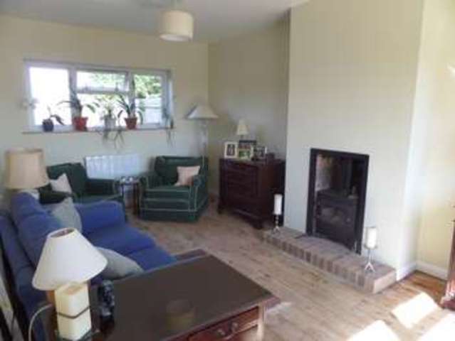  Image of 3 bedroom Terraced house for sale in The Close Hardmead Newport Pagnell MK16 at Newport Pagnell, MK16 9LA