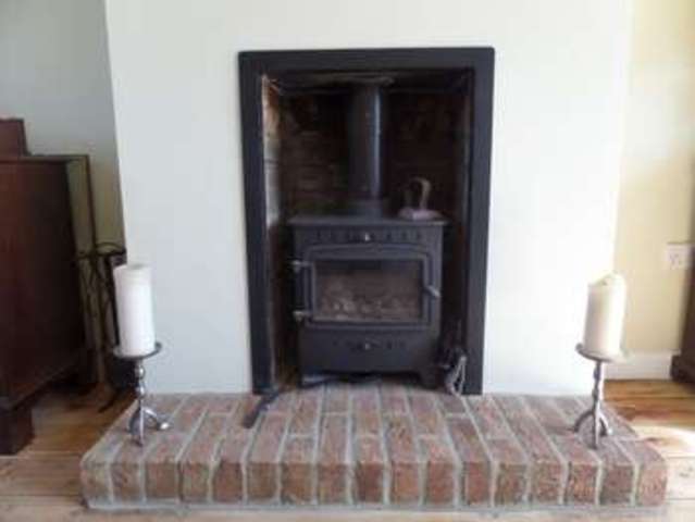  Image of 3 bedroom Terraced house for sale in The Close Hardmead Newport Pagnell MK16 at Newport Pagnell, MK16 9LA