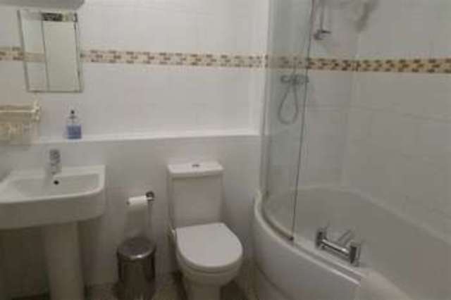  Image of 2 bedroom Flat for sale in The Cross Street BA16 at Street, BA16 0AP