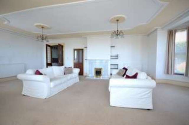  Image of 2 bedroom Flat for sale in The Drive Dawlish EX7 at The Drive  Langdon House, EX7 9JB