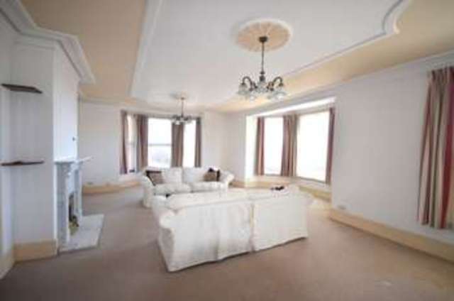  Image of 2 bedroom Flat for sale in The Drive Dawlish EX7 at The Drive  Langdon House, EX7 9JB