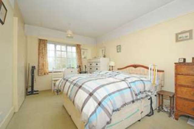  Image of 4 bedroom Detached house for sale in The Drive Northwood HA6 at Northwood, HA6 1HW