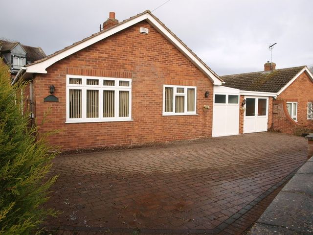  Image of 2 bedroom Detached house for sale in The Green Elston Newark NG23 at The Green Elston Newark, NG23 5PF