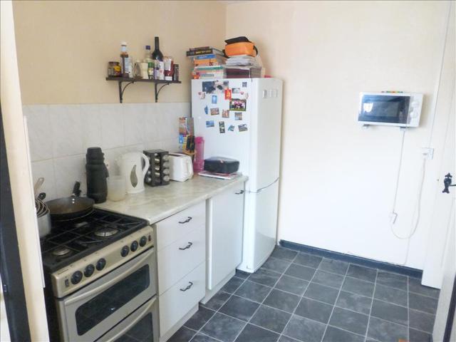  Image of 3 bedroom Flat for sale in The Green Lowestoft NR33 at The Green  Lowestoft, NR33 9AZ
