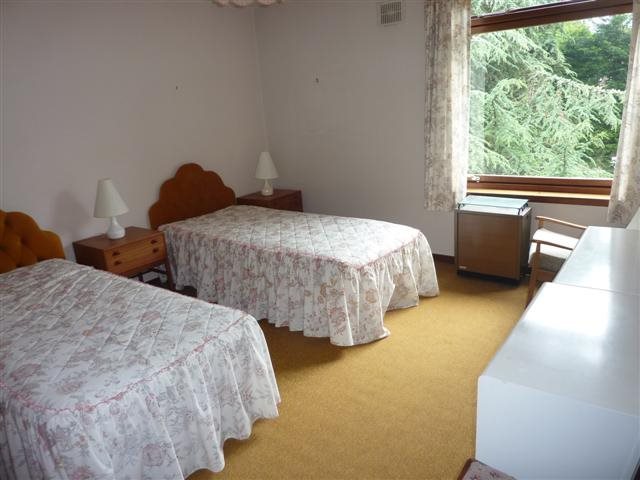  Image of 3 bedroom Flat to rent in The Limes Napier Road Edinburgh EH10 at Merchiston Edinburgh Edinburgh, EH10 5DL