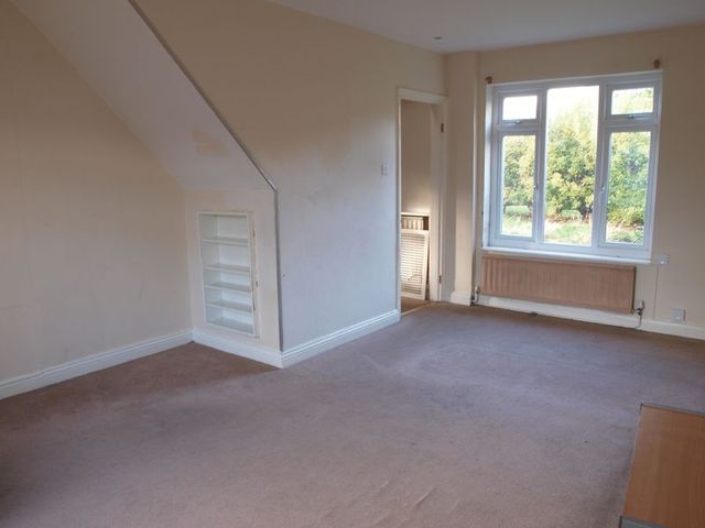  Image of 3 bedroom Semi-Detached house for sale in The Meadows Farndon Newark NG24 at The Meadows Farndon Newark, NG24 3TH