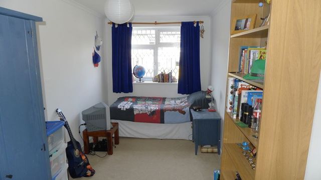  Image of 4 bedroom Semi-Detached house for sale in The Oval Benton Newcastle upon Tyne NE12 at The Oval Benton Newcastle Upon Tyne, NE12 9PP