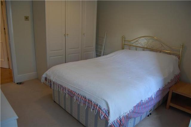  Image of 2 bedroom Flat to rent in The Park Leckhampton Cheltenham GL50 at Gloucestershire, GL50 2SL