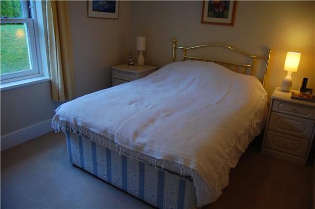 Image of 2 bedroom Flat to rent in The Park Leckhampton Cheltenham GL50 at Gloucestershire, GL50 2SL