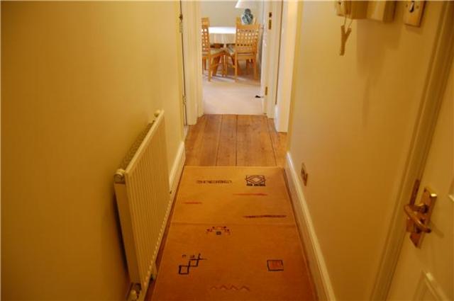  Image of 2 bedroom Flat to rent in The Park Leckhampton Cheltenham GL50 at Gloucestershire, GL50 2SL
