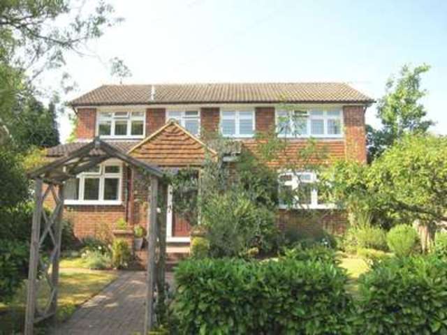  Image of 4 bedroom Detached house for sale in The Retreat Englefield Green Egham TW20 at The Retreat  Egham, TW20 0JH