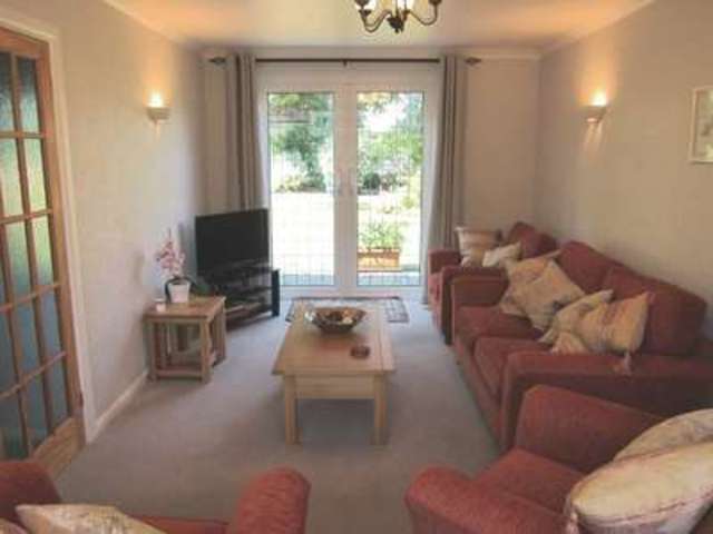  Image of 4 bedroom Detached house for sale in The Retreat Englefield Green Egham TW20 at The Retreat  Egham, TW20 0JH